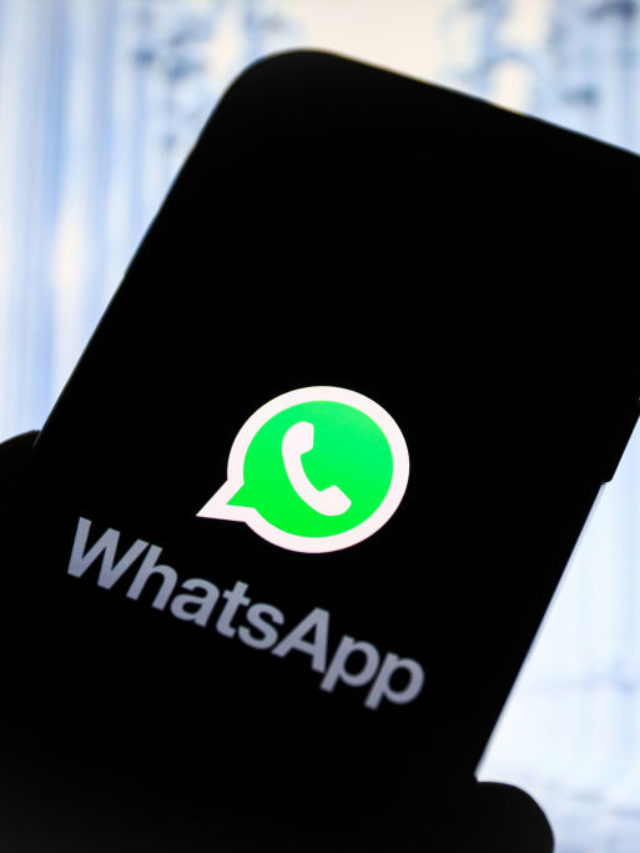 Whatsapp permite que usuário deixe o seu nome invisível :