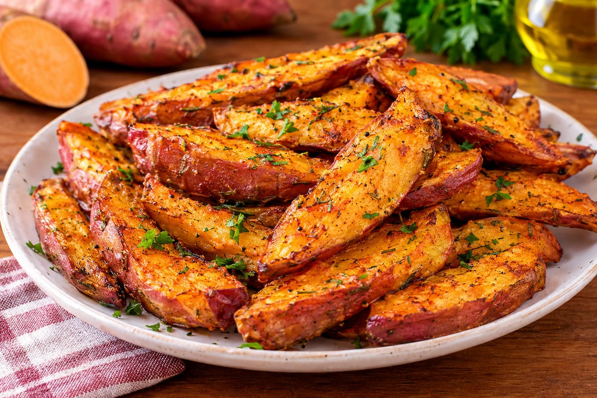 Batata-doce assada crocante e macia por dentro