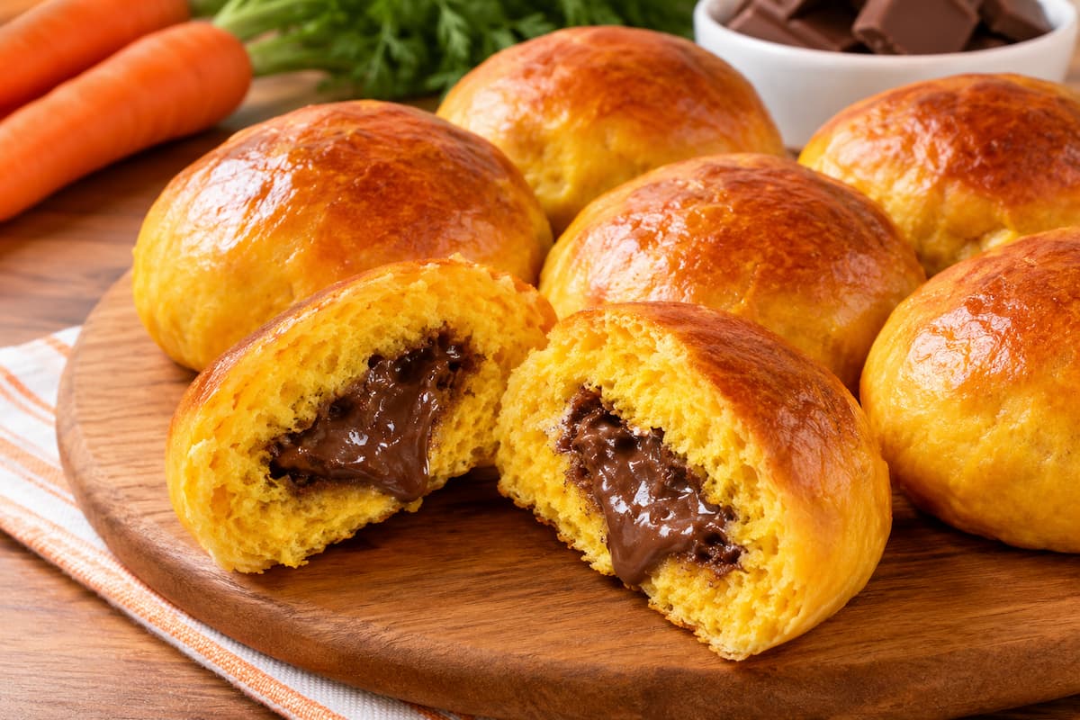 Pão de Cenoura Recheado com Chocolate