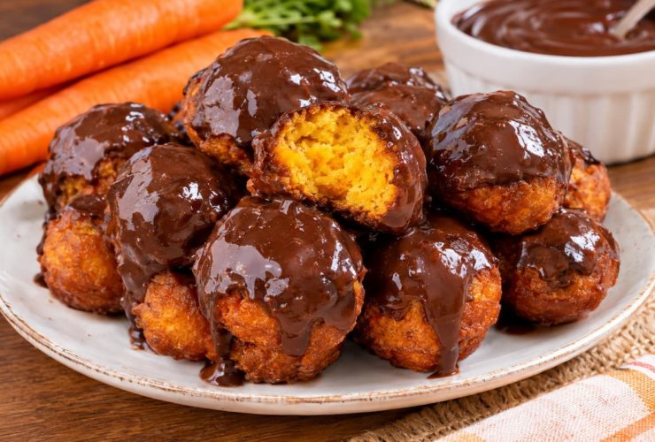 Bolinho de Chuva de Cenoura com Chocolate