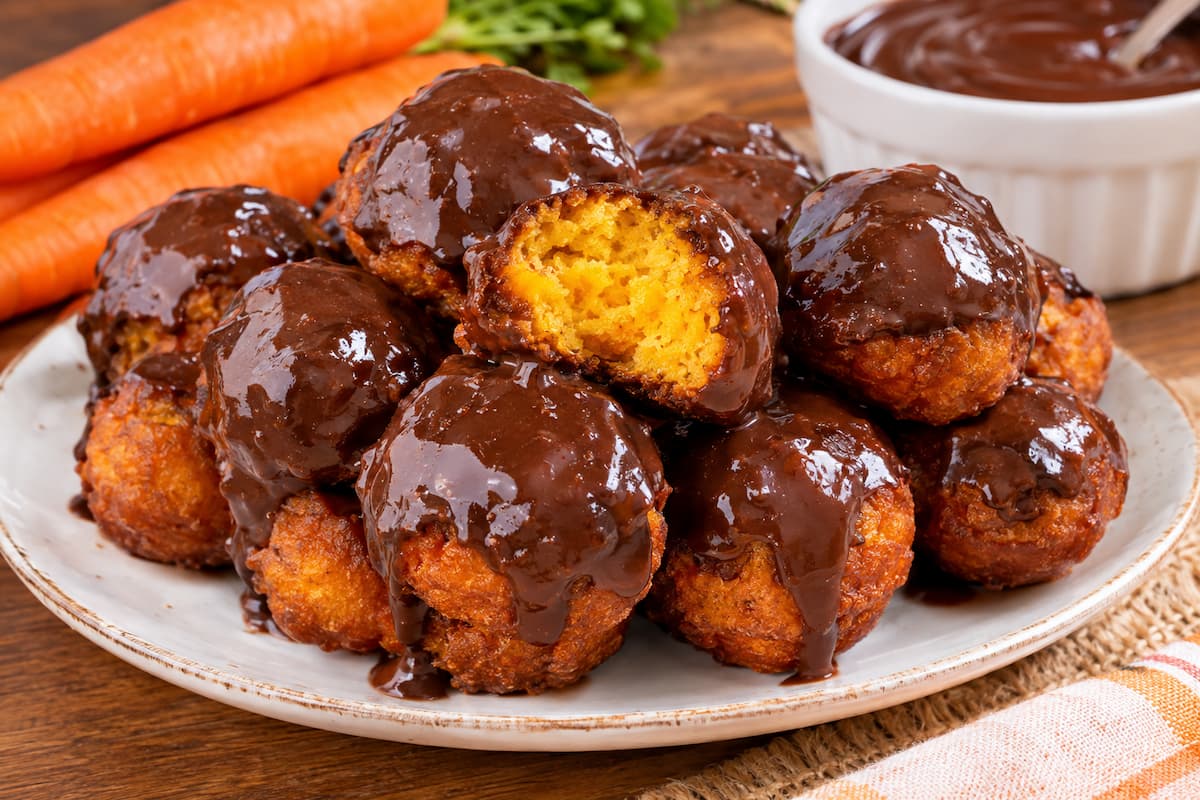 Bolinho de Chuva de Cenoura com Chocolate